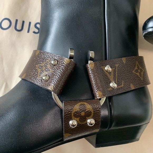 🌸 Authentic Louis Vuitton Rhapsody riding boots in size 40 - Picture 3 of 14